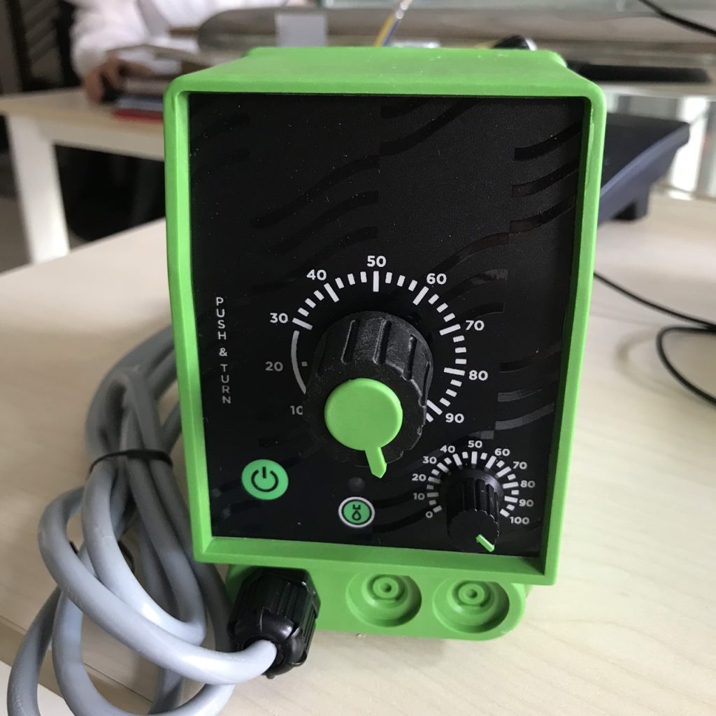 Bơm định lượng hóa chất HTA 100,6 J/PP+EP hãng Emec Ý