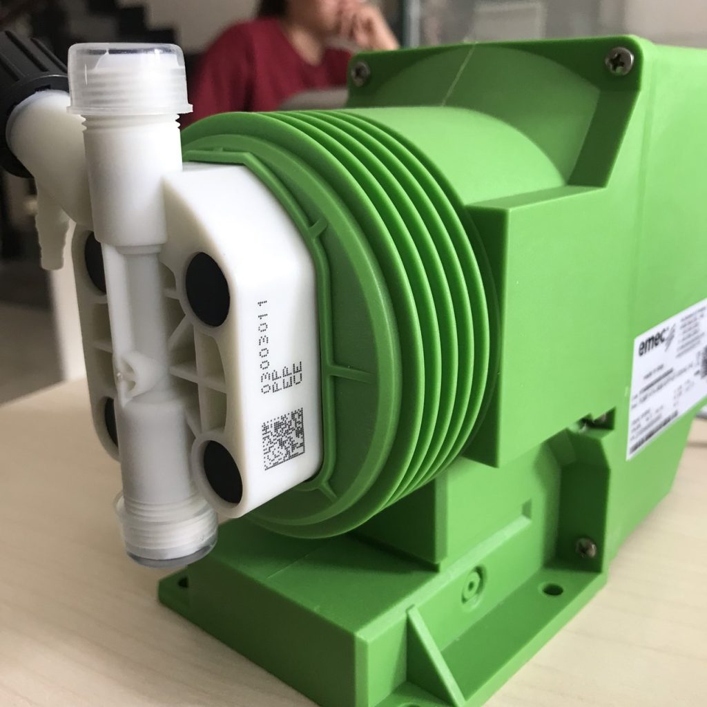 Đầu bơm của bơm định lượng HTA 0704 K/PP+EP 230VAC hãng EMEC /ITALY