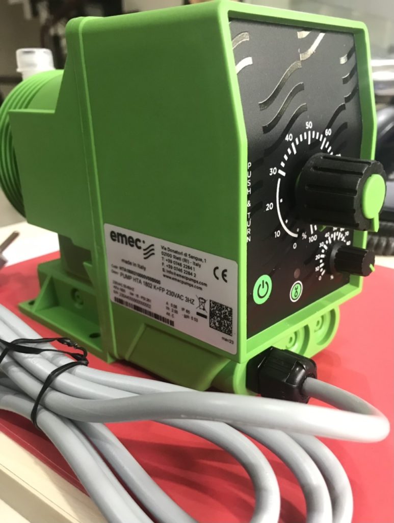 Máy bơm định lượng Emec PUMP HTA 1802