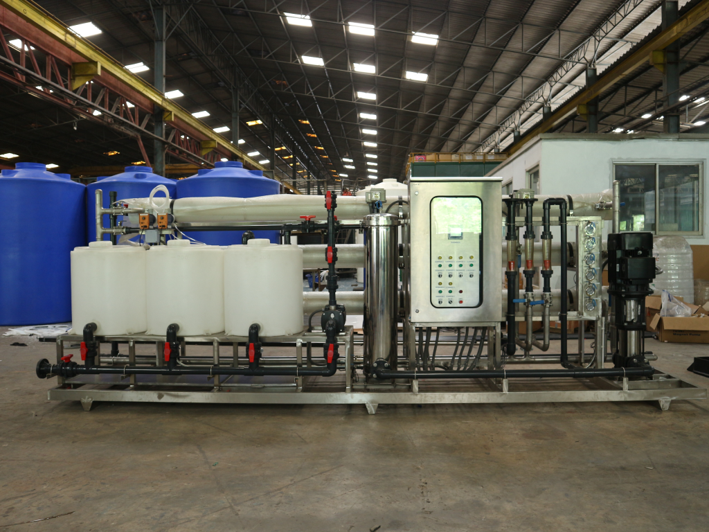 Hệ thống bồn Tema trong hệ lọc RO