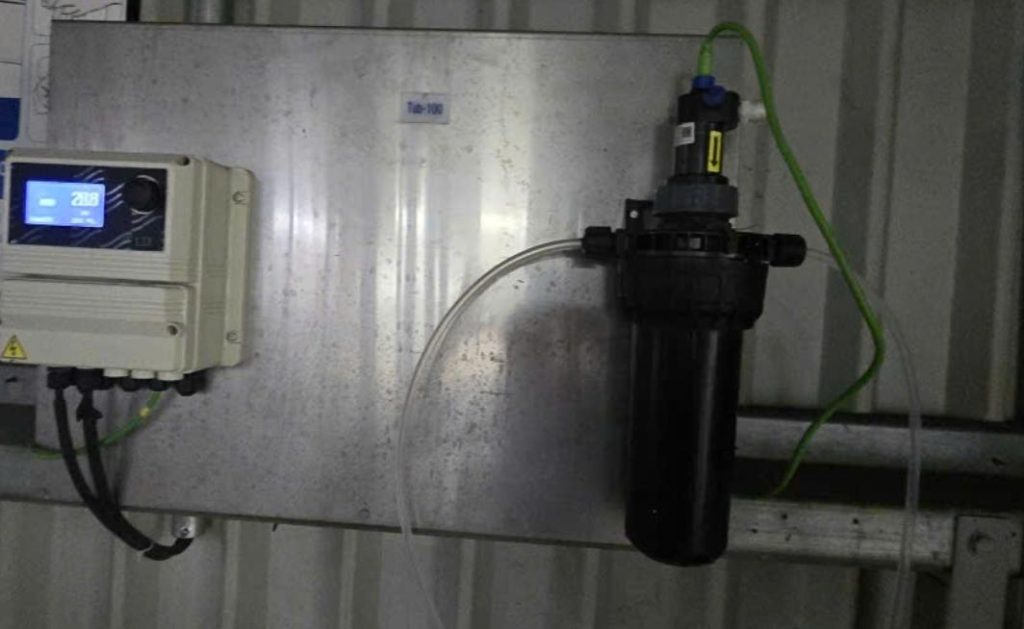 Máy đo độ đục Emec LDSTORB2 0-4000NTU trong nước